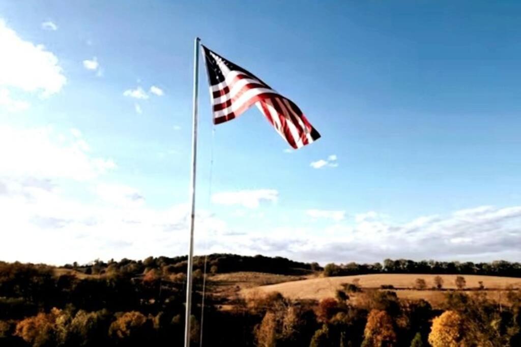 #4 Kentucky Bourbon Trail Bourbon Barrel Cottages Lawrenceburg Екстер'єр фото