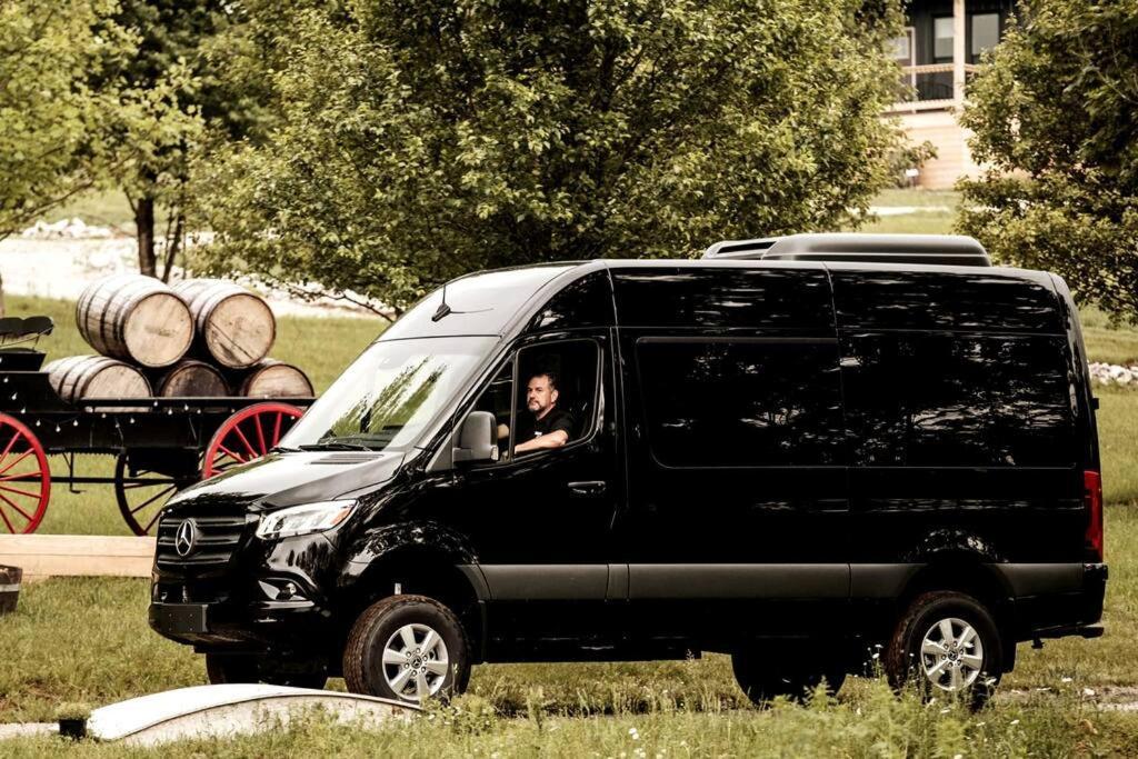 #4 Kentucky Bourbon Trail Bourbon Barrel Cottages Lawrenceburg Екстер'єр фото