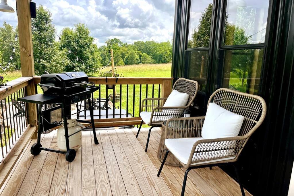 #4 Kentucky Bourbon Trail Bourbon Barrel Cottages Lawrenceburg Екстер'єр фото